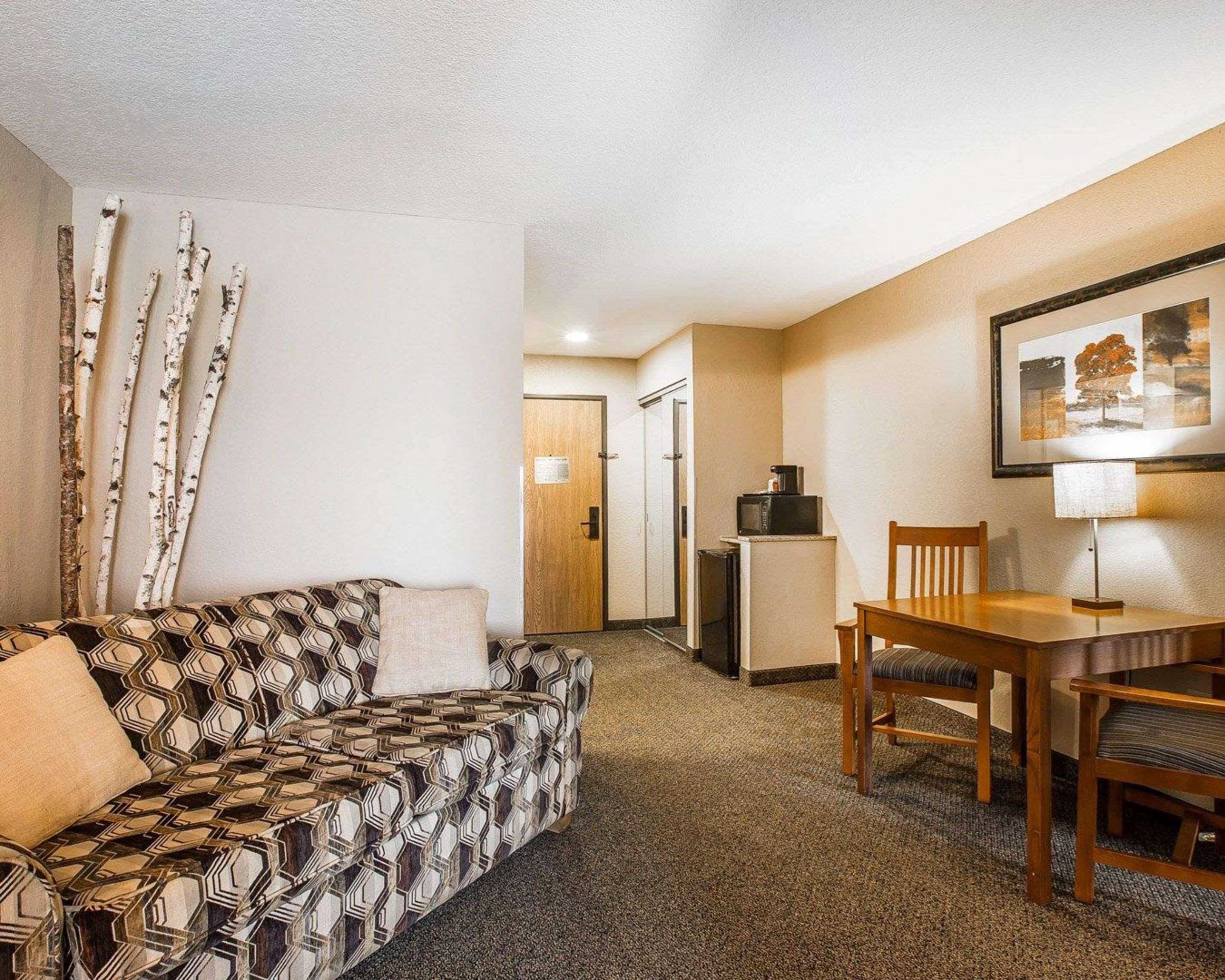 Comfort Inn & Suites Blue Ridge Buitenkant foto